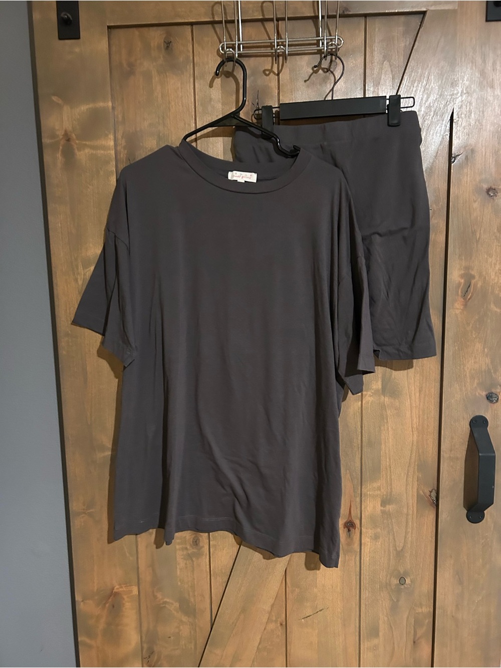 Dark Charcoal V-Neck Tee and biker shorts set